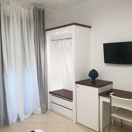 B&B Colori Del Salento 프레제스